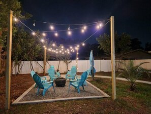 Property grounds - Relaxing pool, Elegant and FUN vacation home! (Clearwater)