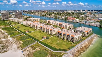 Appartement, 1 kingsize bed (Land's End 10-205 Beach Front) | Exterieur