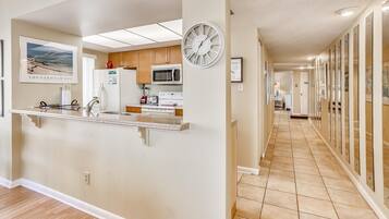 Condo, 1 King Bed (Land's End 10-205 Beach Front) | Private kitchen | Oven, toaster