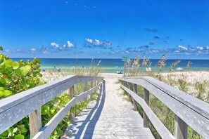 Condo, 1 King Bed with Sofa bed (Land's End 10-305 Beach Front) | Beach