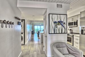 Condo, Multiple Beds (Land's End 11-203 Beach Front - Premi) | Interior - Land's End 11-203 Beach Front - Premier (Treasure Island)