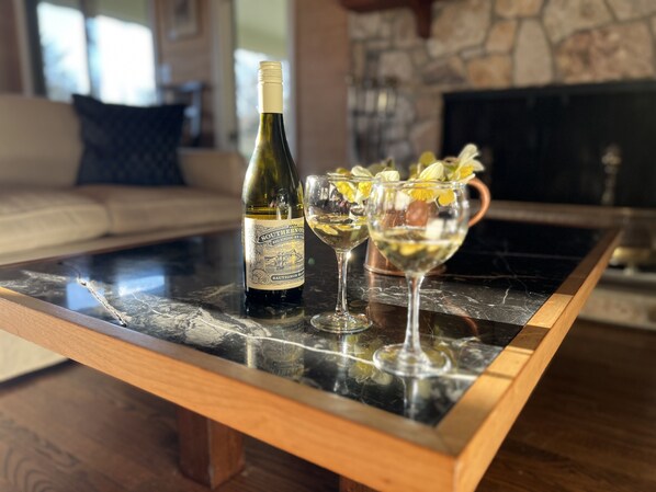 Interior - Ledge House (Lyme)