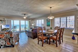 Condo, 1 King Bed (Land's End 11-407 Beach Front - Premi) | Interior