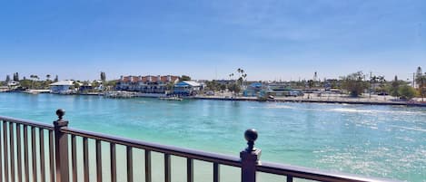 Condo, Multiple Beds (Land's End 4-304 Bay Front - Premier) | Property grounds