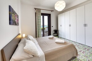 5 chambres, fer et planche Ă repasser, Wi-Fi gratuit, draps fournis