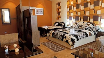 Habitación doble Premium | Ropa de cama de alta calidad, camas con pillow-top y minibar