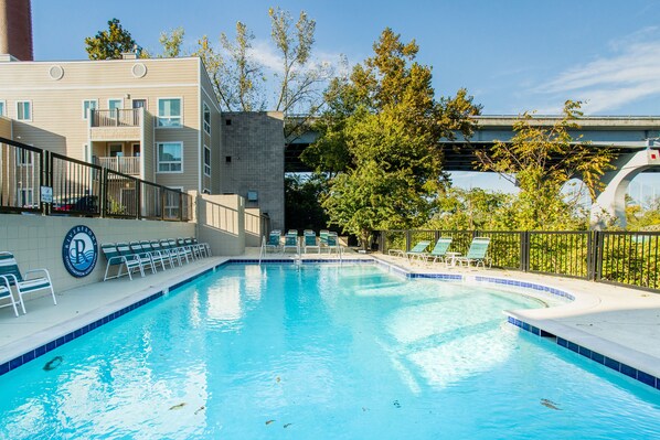 Piscine extérieure