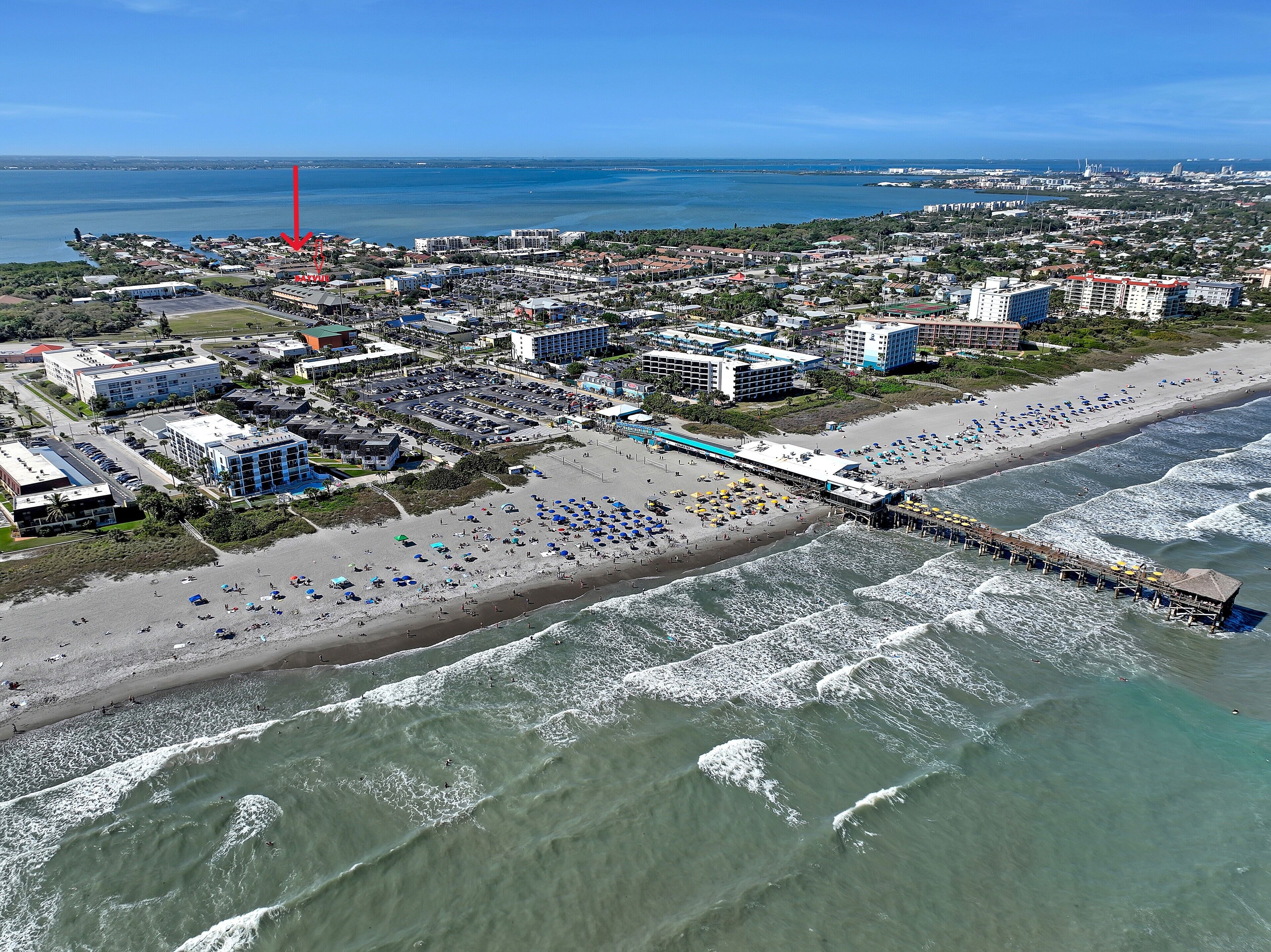 Cozy 2B with Pool Close to Cocoa Beach Pier 