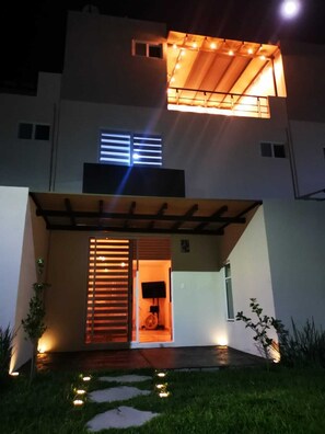 Exterior - Casa de Descanso Familiar en la Calidez de Cuernavaca Xochitepec con Jacuzzi (Xochitepec)