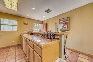 Interior - Cozy Alto Cabin w/ Grill & Mtn Views: 2 Mi to Lake (Alto)