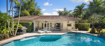 WELCOME TO YOUR PRIVATE OASIS, FULLY GATED ABD PRIVATE PROPERTY, HEATED POOL.