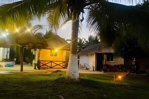 Deluxe Villa | Property grounds