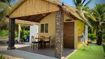 Cabin | Outdoor dining