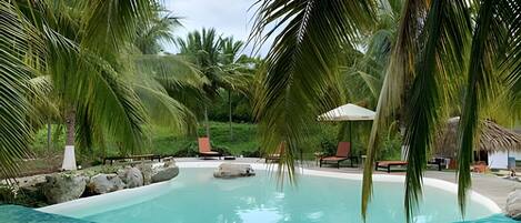 Piscine extérieure