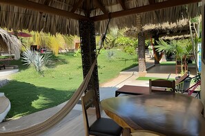 Standard Cabin | Outdoor dining