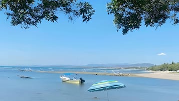 Deluxe Villa | Beach