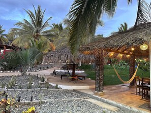 Comfort Cabin | Terrace/patio - Casa Las Palmas (Saladita)