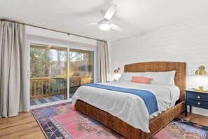 2 bedrooms, iron/ironing board, travel cot, WiFi