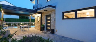 Holiday house ZOROO with private pool