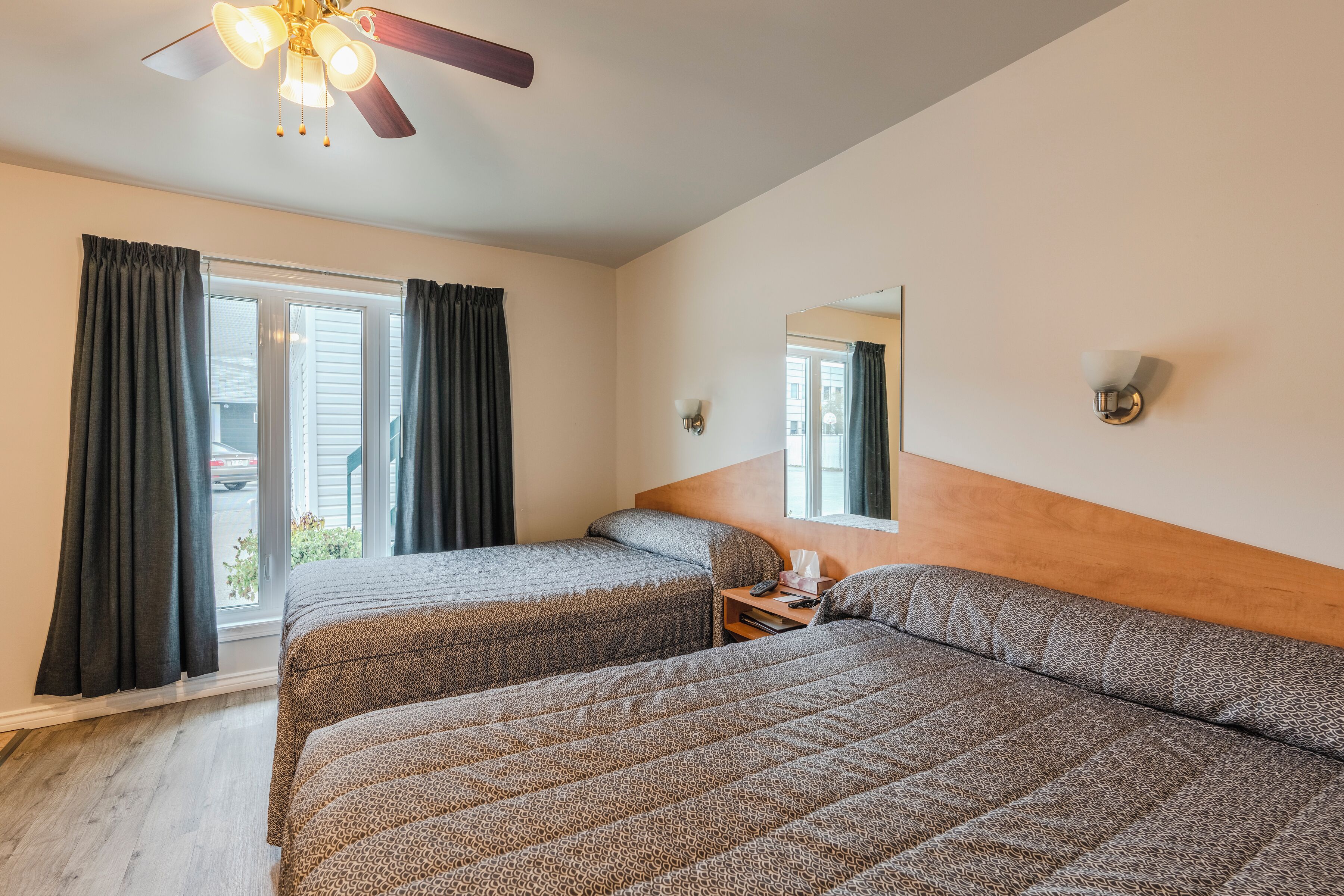 Desk, laptop workspace, free WiFi, bed sheets