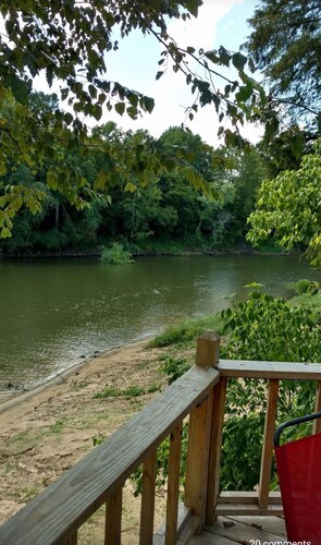 Riverside Retreat Cabin on the banks of Little River. 