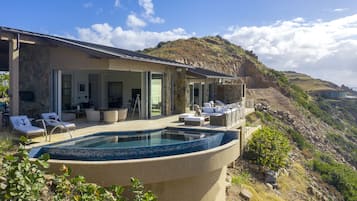 On the Wild Side | Premium bedding, in-room safe, blackout drapes, iron/ironing board