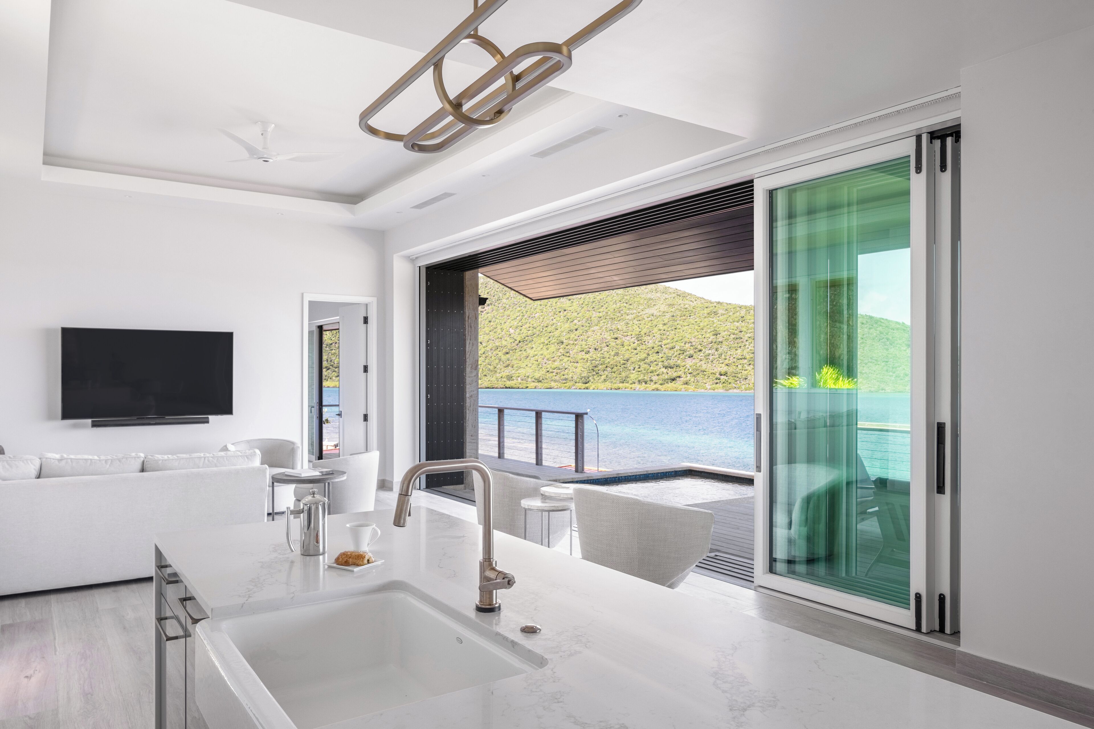 Room (Shanti) | Premium bedding, in-room safe, blackout drapes, iron/ironing board