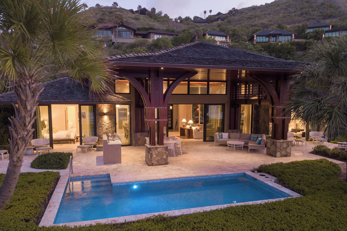 Literie de qualité supérieure, coffres-forts dans les chambres