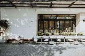 Garden - December Hotel (Nha Trang)