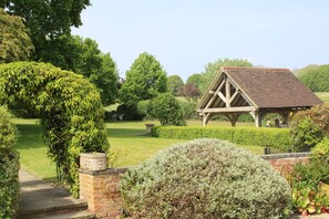 Garden - Wethele Manor (Royal Leamington Spa)