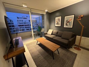 Apartment | Living area | Flat-screen TV