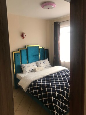 1 bedroom, iron/ironing board, WiFi, bed sheets - NEOMETRY SERENE STAYS (Nairobi)