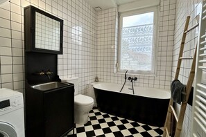 Hair dryer, towels