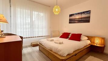 2 Schlafzimmer, Bügeleisen/Bügelbrett, Reisekinderbett, WLAN