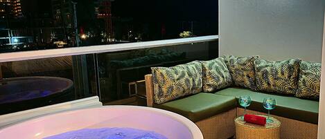 Bain à remous extérieur