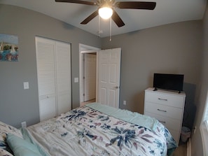 2 habitaciones, tabla de planchar con plancha y wifi gratis