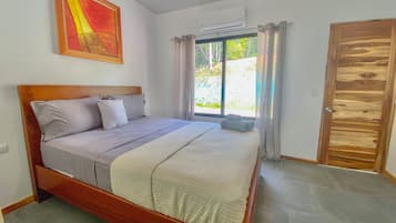 1 quarto, escrivaninha, Wi-Fi, roupa de cama