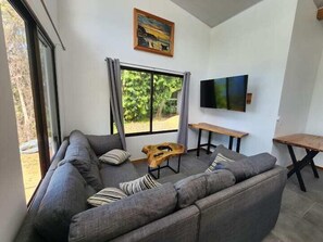 Smart TV - 2bdr Condo 6 |RANA | Amazing sea view | Shared Infinity Pool (Uvita)