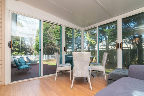 Pet Friendly - Sea Side Serenity - 4BR - Single Family Bliss