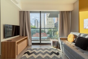 公寓, 1 张大床和 1 张沙发床, 阳台, 城市景观 | 起居区