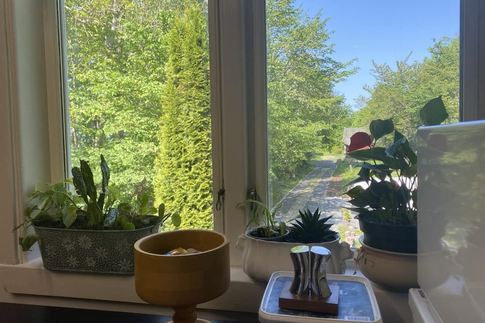 Great Location, Great Price!