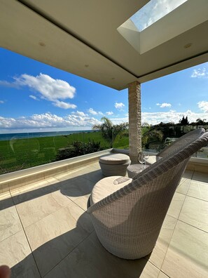 Terrace/patio - Sunrise luxury Villa (Perivolia)