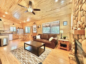 Smart TV, chimenea