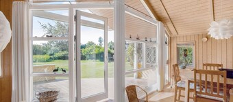 Nice home in Tisvildeleje with sauna