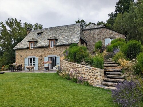 A 10 MIN DE Laguiole Maison DE Vacances 10 Pers. Piscine, Petanque, Barbecue