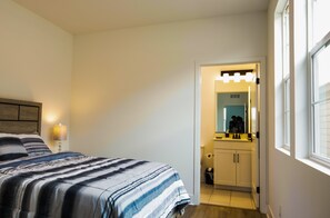 1 多间卧室、熨斗/熨衣板、免费 WiFi、床单