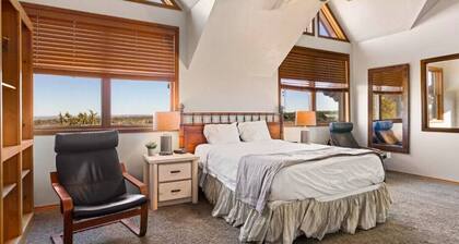 Large Log Home Near Zion