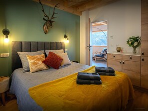 5 soverom, strykejern/-brett, wi-fi og sengetøy