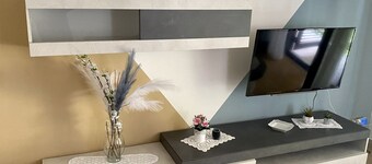 spacious and comfortable apartment near the sea