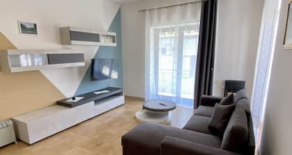 spacious and comfortable apartment near the sea